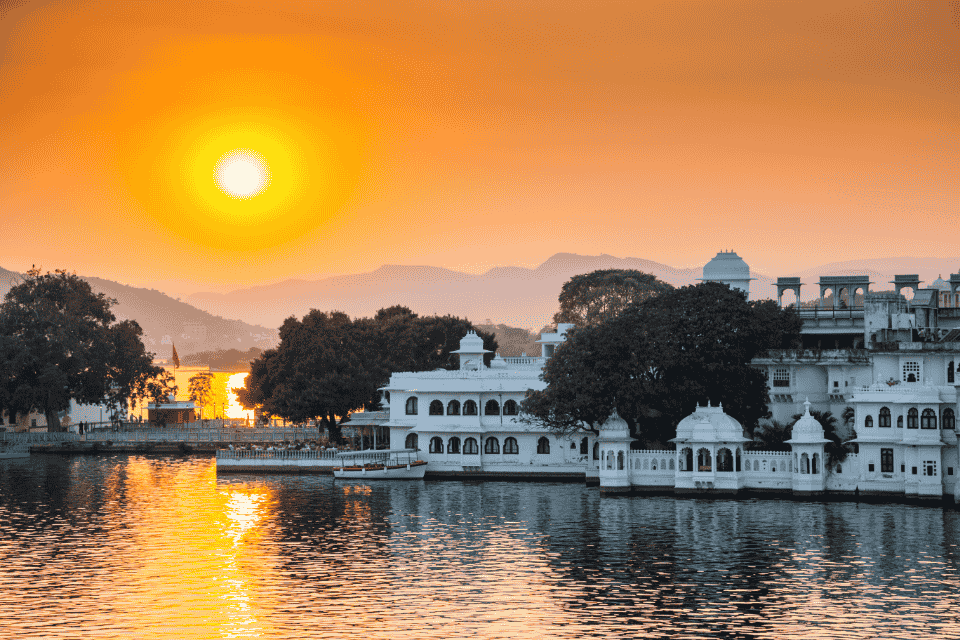 Pichola Lake